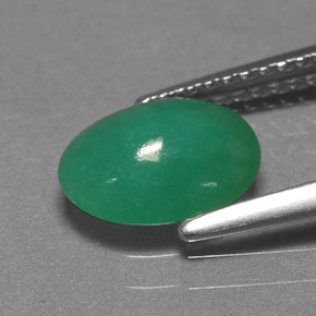 Crisoprasio naturale verde da 1,45 ct, taglio ovale, traslucido