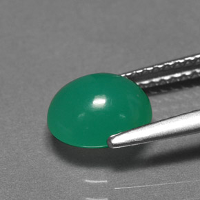 Crisoprasio naturale verde da 1,76 ct, taglio ovale, traslucido