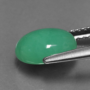 Crisoprasio naturale verde da 1,92 ct, taglio ovale, traslucido