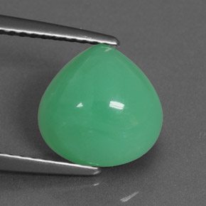 Crisoprasio naturale verde da 2,60 ct, taglio a pera, traslucido