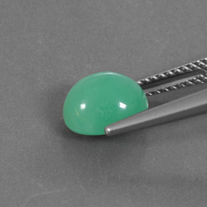 Crisoprasio naturale verde da 2,52 ct, taglio ovale, opaco