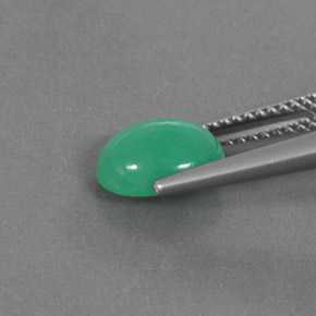 Crisoprasio naturale verde da 1,80 ct, taglio ovale, opaco