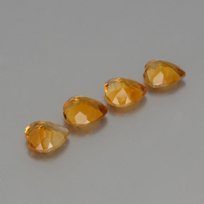 Citrino naturale dorato da 3,95 ct, a forma di cuore, VS