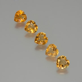 Citrino naturale dorato da 4,03 ct, a forma di cuore, VS