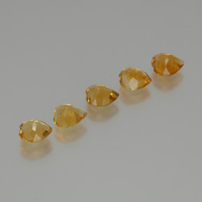 Citrino naturale dorato da 4,03 ct, a forma di cuore, VS