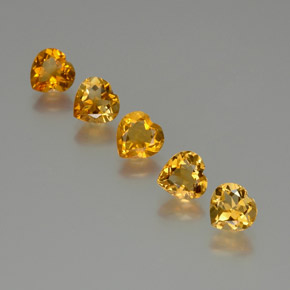 Citrino naturale dorato da 4,66 ct, a forma di cuore, VVS-VS