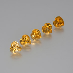 Citrino naturale dorato da 5,38 ct, a forma di cuore, VS