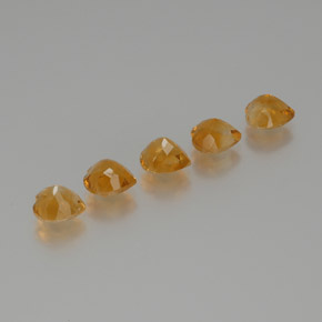 Citrino naturale dorato da 5,25 ct, a forma di cuore, VS