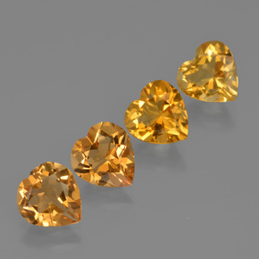 Citrino naturale dorato da 3,62 ct, a forma di cuore, VS