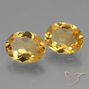 Gemme di Citrino Arancio Dorato Profondo naturale da 4.52 ct, Ovale, VVS-VS