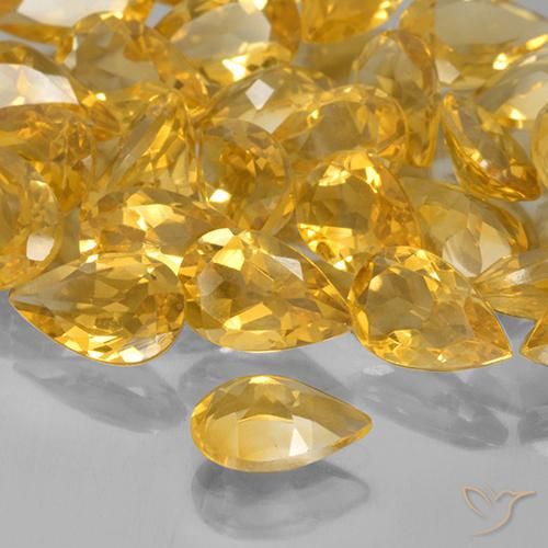 Citrino Arancio dorato naturale da 0.73 ct, Forma a pera, VVS-VS