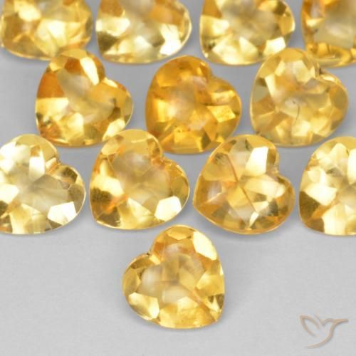 Citrino Arancio Dorato Profondo naturale da 0.77 ct, Cuore, Trasparente