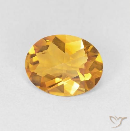 Citrino Medium Light-Golden naturale da 1.38 ct, Ovale, VVS