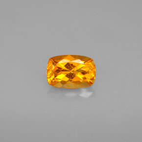 Clinohumite naturale arancione da 0,58 ct, taglio a cuscino, VS-SI