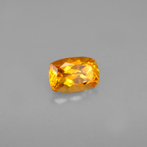 Clinohumite naturale arancione da 0,58 ct, taglio a cuscino, VS-SI
