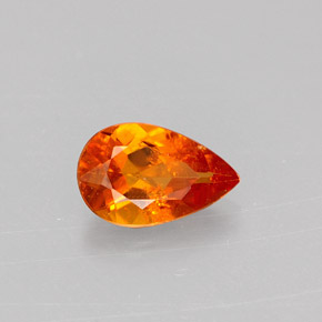 Clinohumite naturale arancione da 0,66 ct, taglio a pera, VS-SI