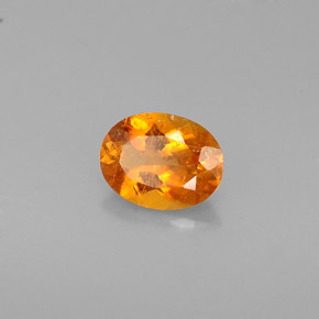 Clinohumite naturale arancione da 0,57 ct, taglio ovale, VS-SI