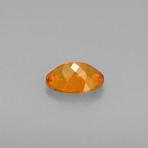 Clinohumite naturale arancione da 0,57 ct, taglio ovale, VS-SI