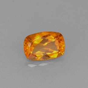 Clinohumite naturale arancione da 0,51 ct, taglio a cuscino, VS-SI