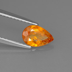 Clinohumite naturale arancione da 0,66 ct, taglio a pera, SI