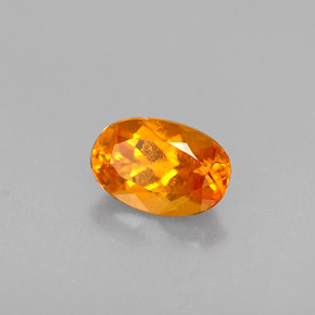 Clinohumite naturale arancione da 0,47 ct, taglio ovale, VS-SI
