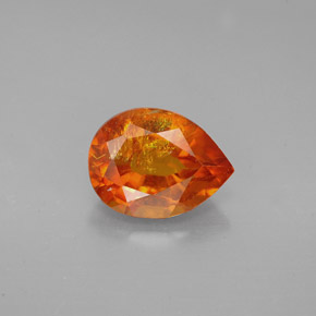 Clinoumite Giallo-arancione naturale da 2.04 ct, Forma a pera, SI