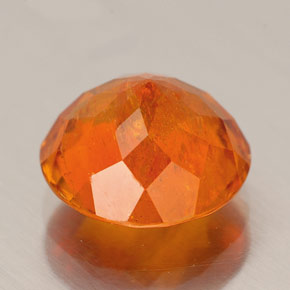 Clinoumite Giallo-arancione naturale da 3.12 ct, Taglio rotondo, SI