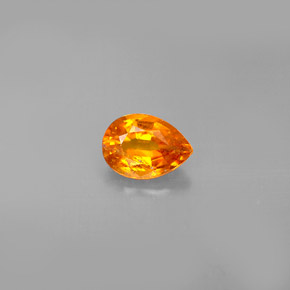 Clinoumite Giallo-arancione naturale da 0.91 ct, Forma a pera, SI
