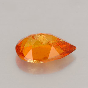 Clinohumite naturale arancione da 1,34 ct, taglio a pera, VS-SI