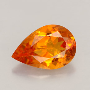 Clinoumite Giallo-arancione naturale da 1.91 ct, Forma a pera, VS