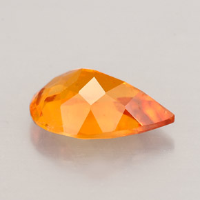 Clinoumite Giallo-arancione naturale da 1.91 ct, Forma a pera, VS