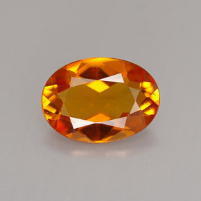 Clinohumite naturale arancione da 1,23 ct, taglio ovale, VS