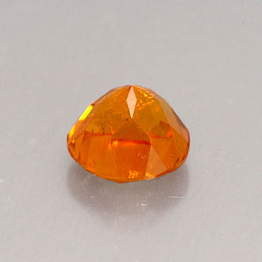 Clinoumite Giallo-arancione naturale da 0.80 ct, Taglio rotondo, VS-SI