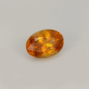 Clinohumite naturale arancione da 0,93 ct, taglio ovale, VS-SI