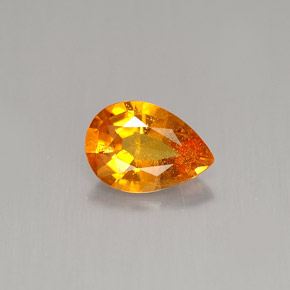 Clinohumite naturale arancione da 0,74 ct, taglio a pera, VS-SI