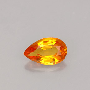 Clinoumite Giallo-arancione naturale da 0.58 ct, Forma a pera, VS