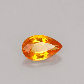 Clinoumite Giallo-arancione naturale da 0.58 ct, Forma a pera, VS