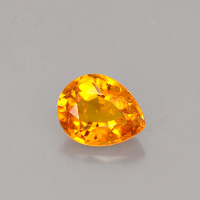 Clinoumite Giallo-arancione naturale da 0.75 ct, Forma a pera, VS-SI