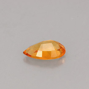 Clinohumite naturale arancione da 0,58 ct, taglio a pera, VS-SI