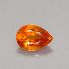 Clinoumite Giallo-arancione naturale da 0.98 ct, Forma a pera, VS-SI