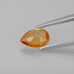 Clinohumite naturale arancione da 0,55 ct, taglio a pera, SI