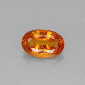 Clinohumite naturale arancione da 1,42 ct, taglio ovale, SI