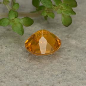 Clinoumite Giallo-arancione naturale da 0.62 ct, Taglio rotondo, VS-SI