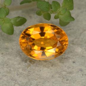 Clinohumite naturale arancione da 0,84 ct, taglio ovale, VS-SI