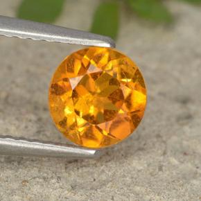 Clinoumite Giallo-arancione naturale da 0.87 ct, Taglio rotondo, VS-SI