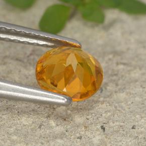 Clinoumite Giallo-arancione naturale da 0.75 ct, Taglio rotondo, VS-SI