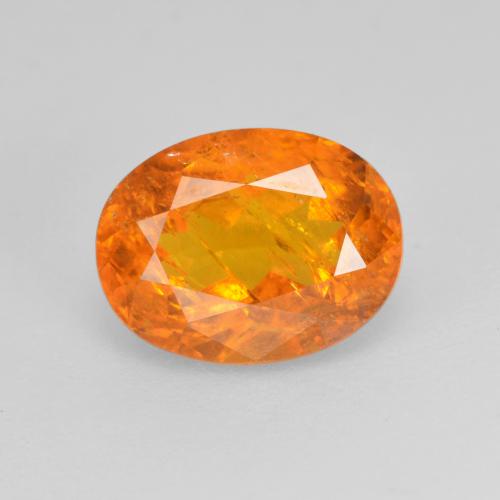 Clinoumite Arancione Ambra naturale da 1.66 ct, Taglio ovale, SI-I1