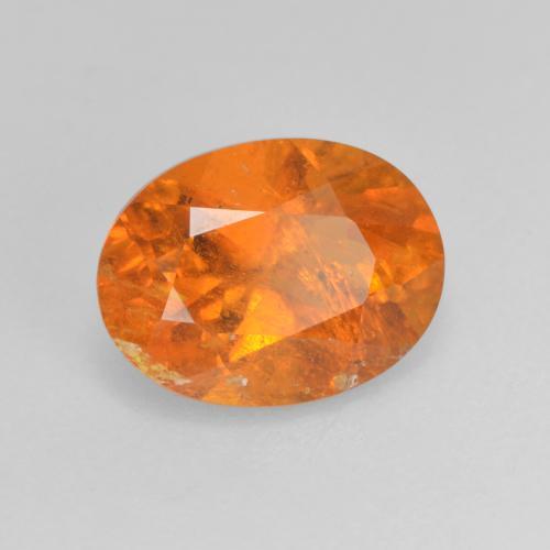 Clinoumite Arancione Ambra naturale da 1.33 ct, Taglio ovale, SI-I1