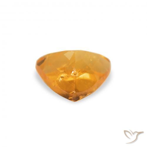 Clinoumite Arancio Medio naturale da 0.78 ct, Taglio trillion, SI