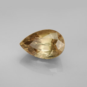 Diasporo cangiante naturale  da 3,78 ct, taglio a pera, SI